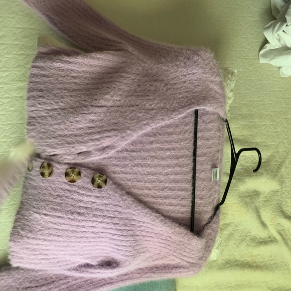 Cardigan - Picture 2 of 3